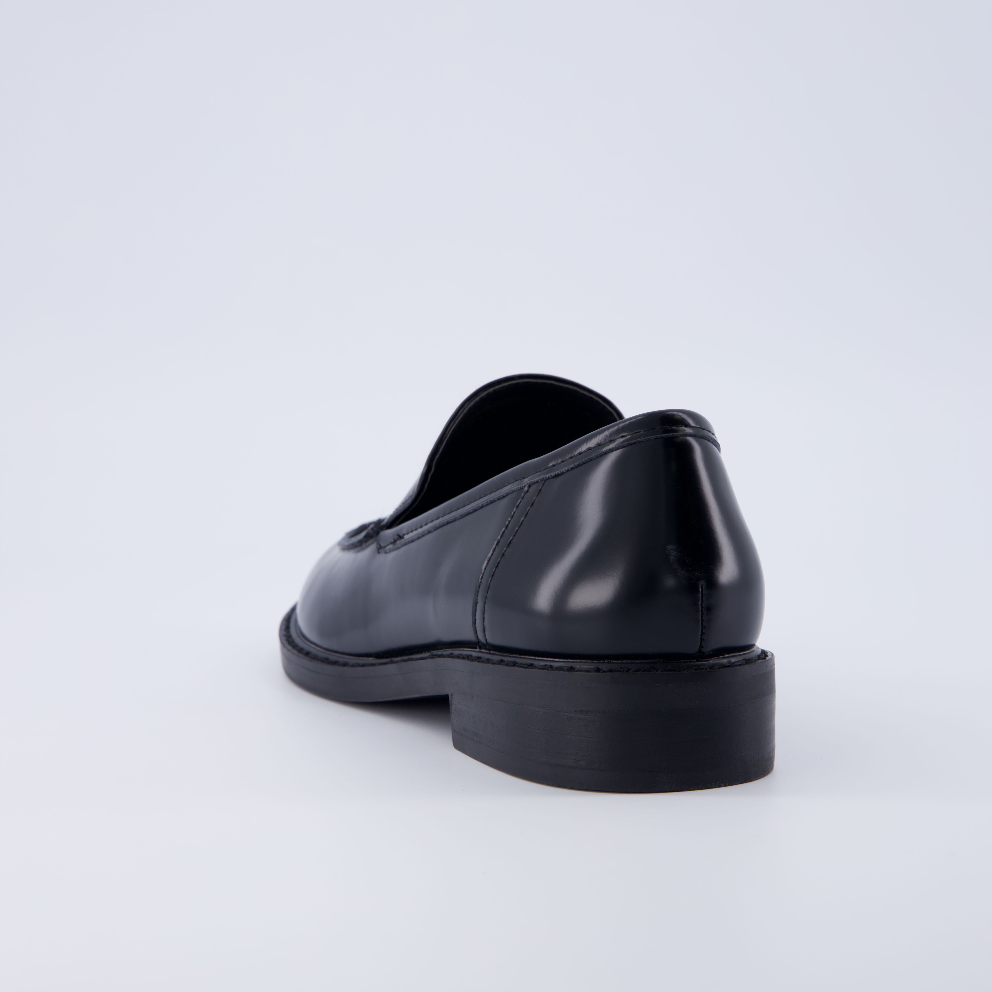 Cambridge Patent Loafer