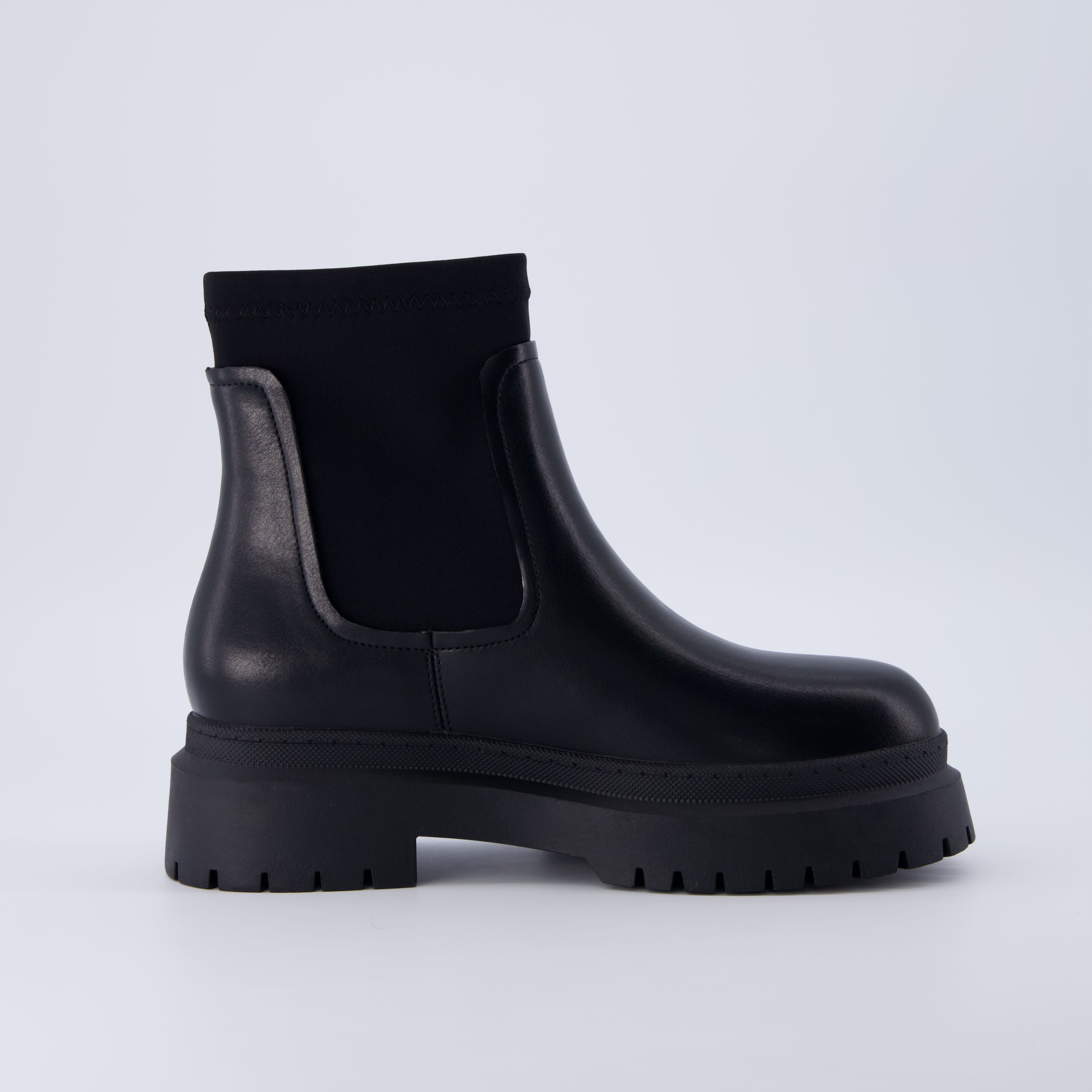 Dee Chelsea Boot