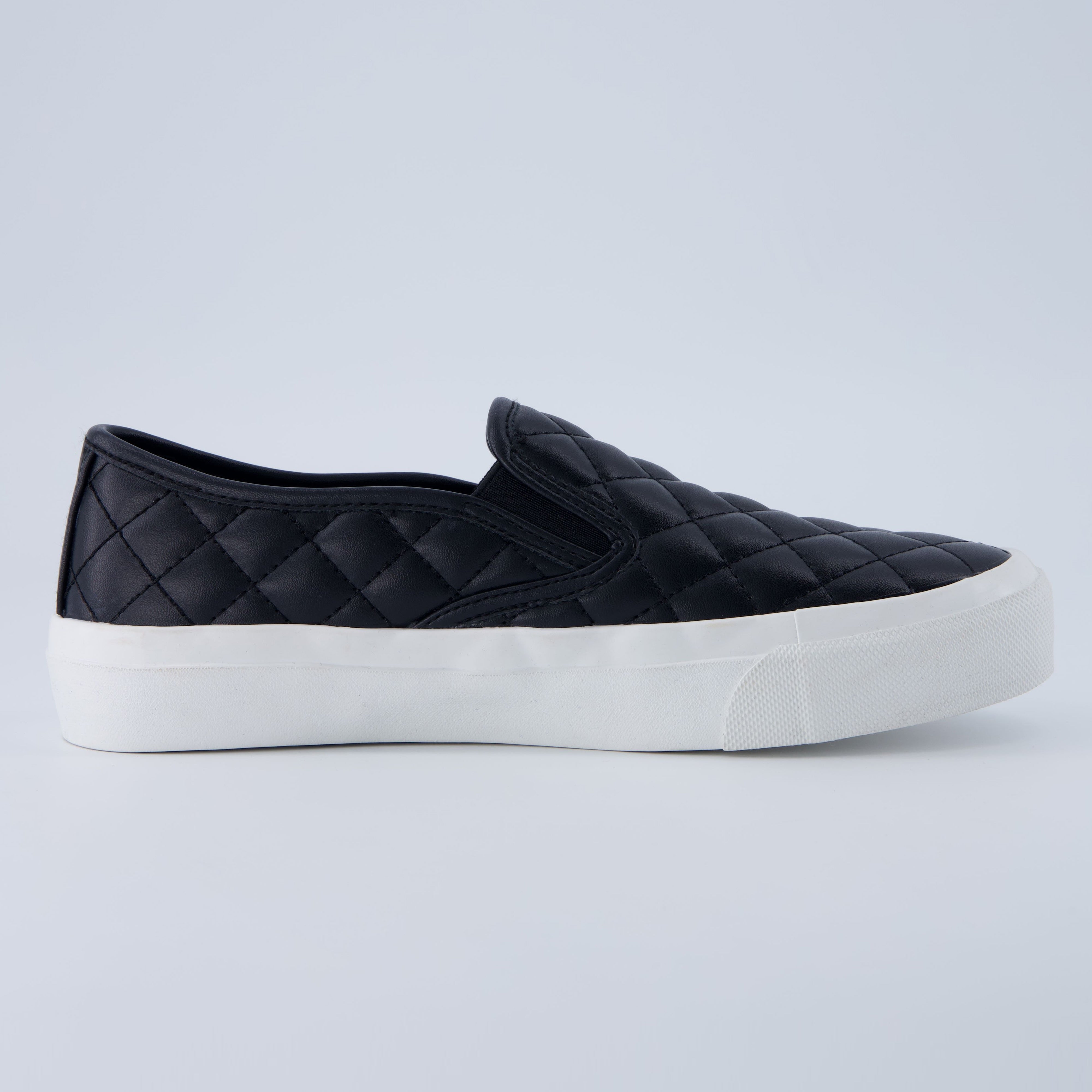 Faze Women’s Quilted Slip-On Sneaker Black