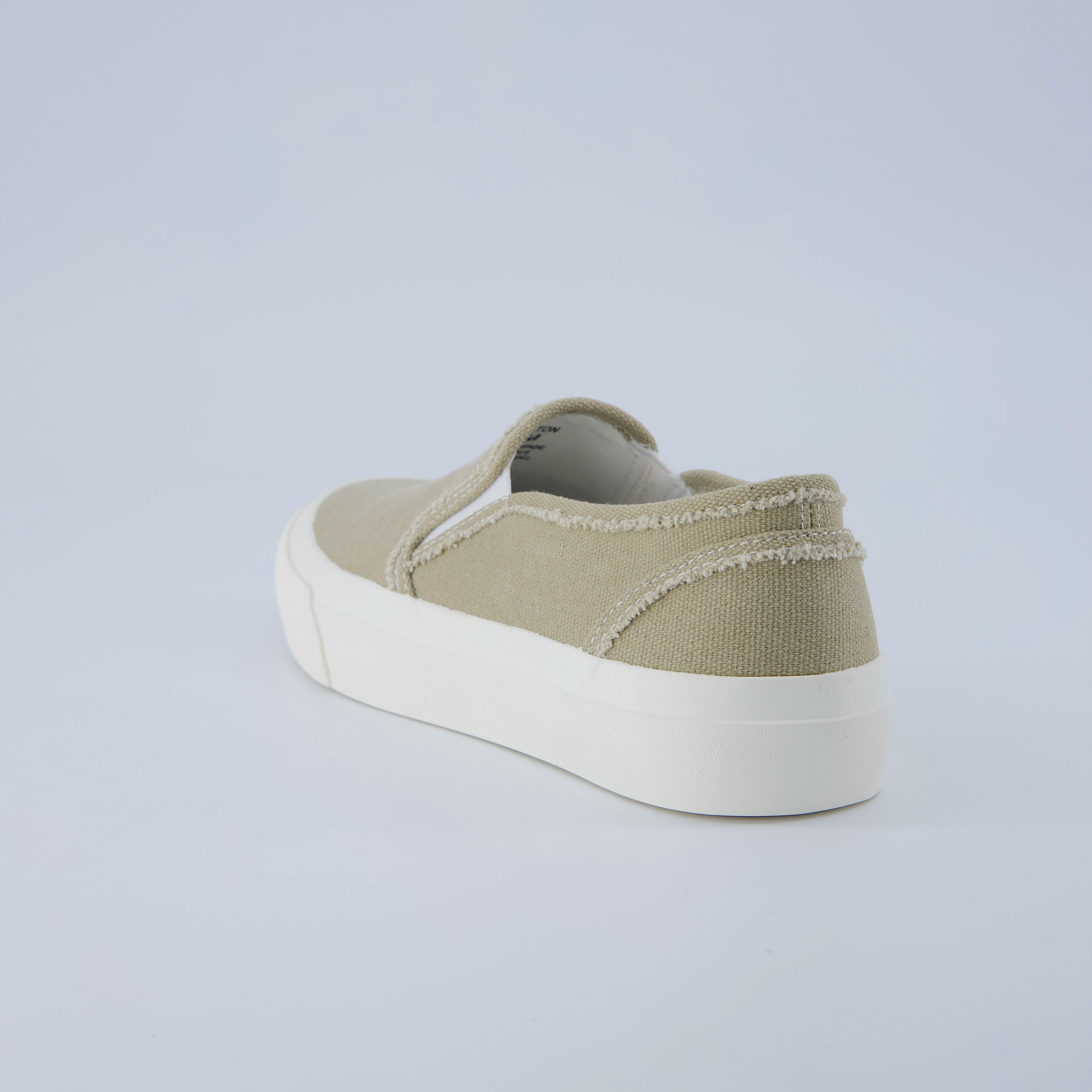 Fulton Women’s Slip-On Sneaker Khaki