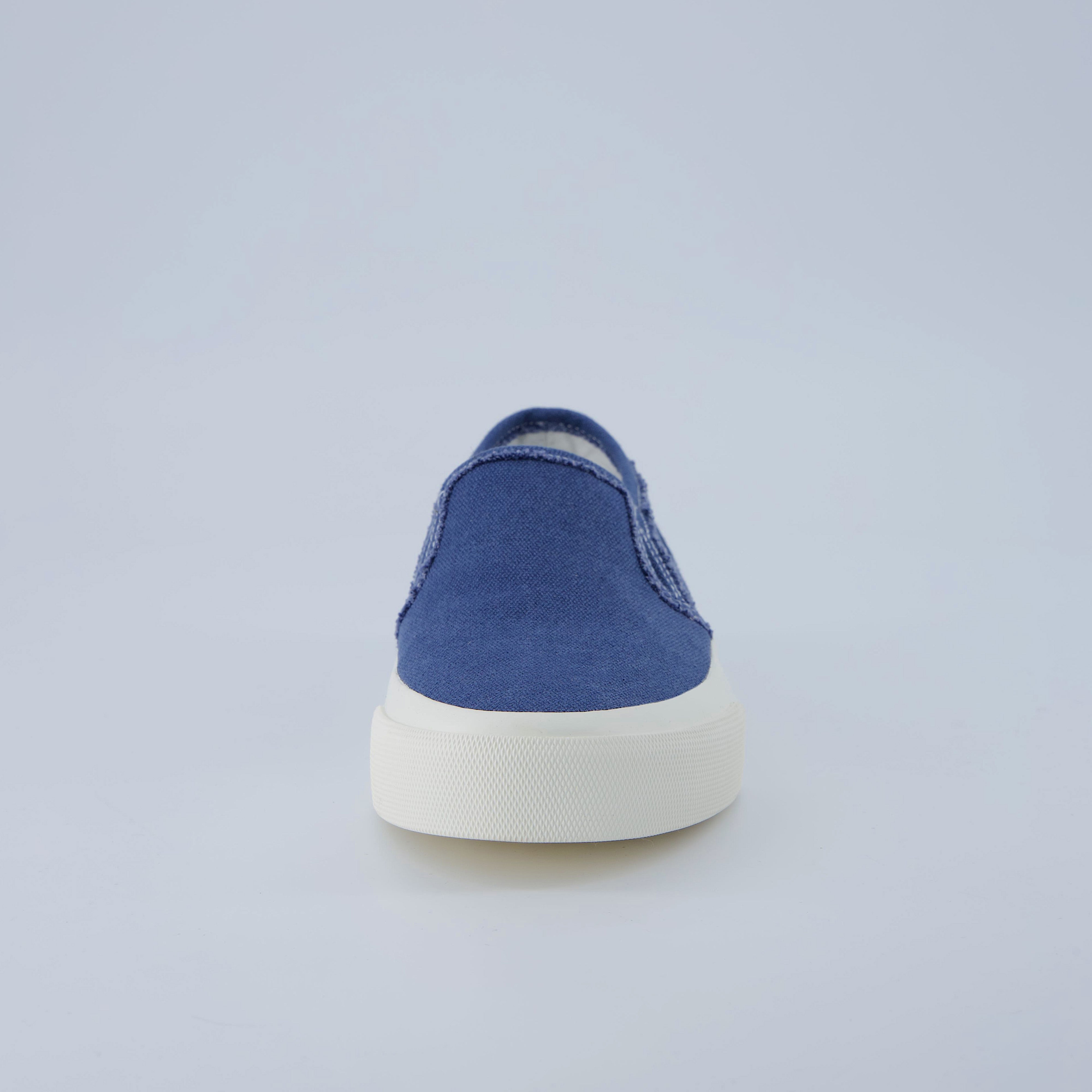 Fulton Women’s Slip-On Sneaker Navy