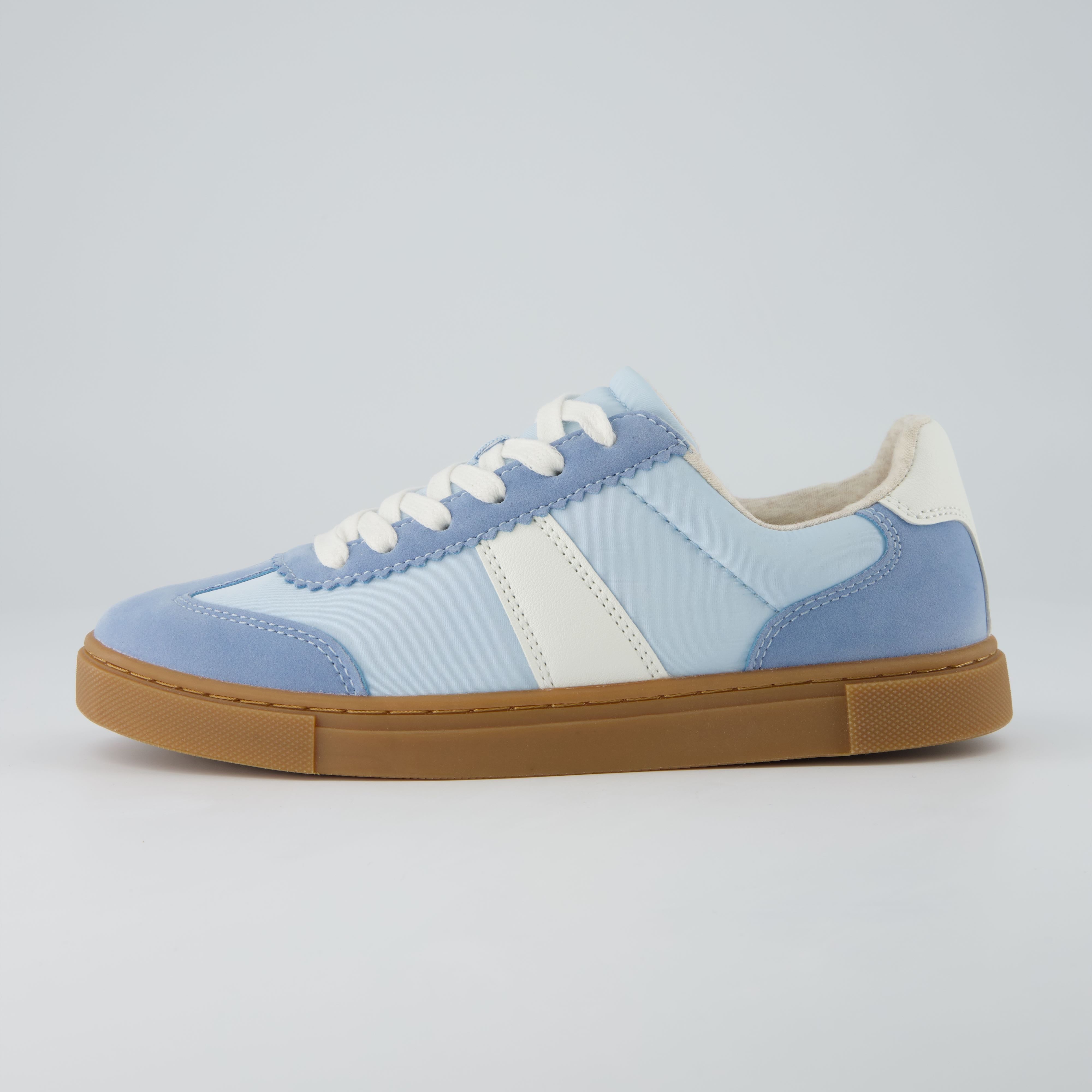 Balance Lace Up Sneaker Blue