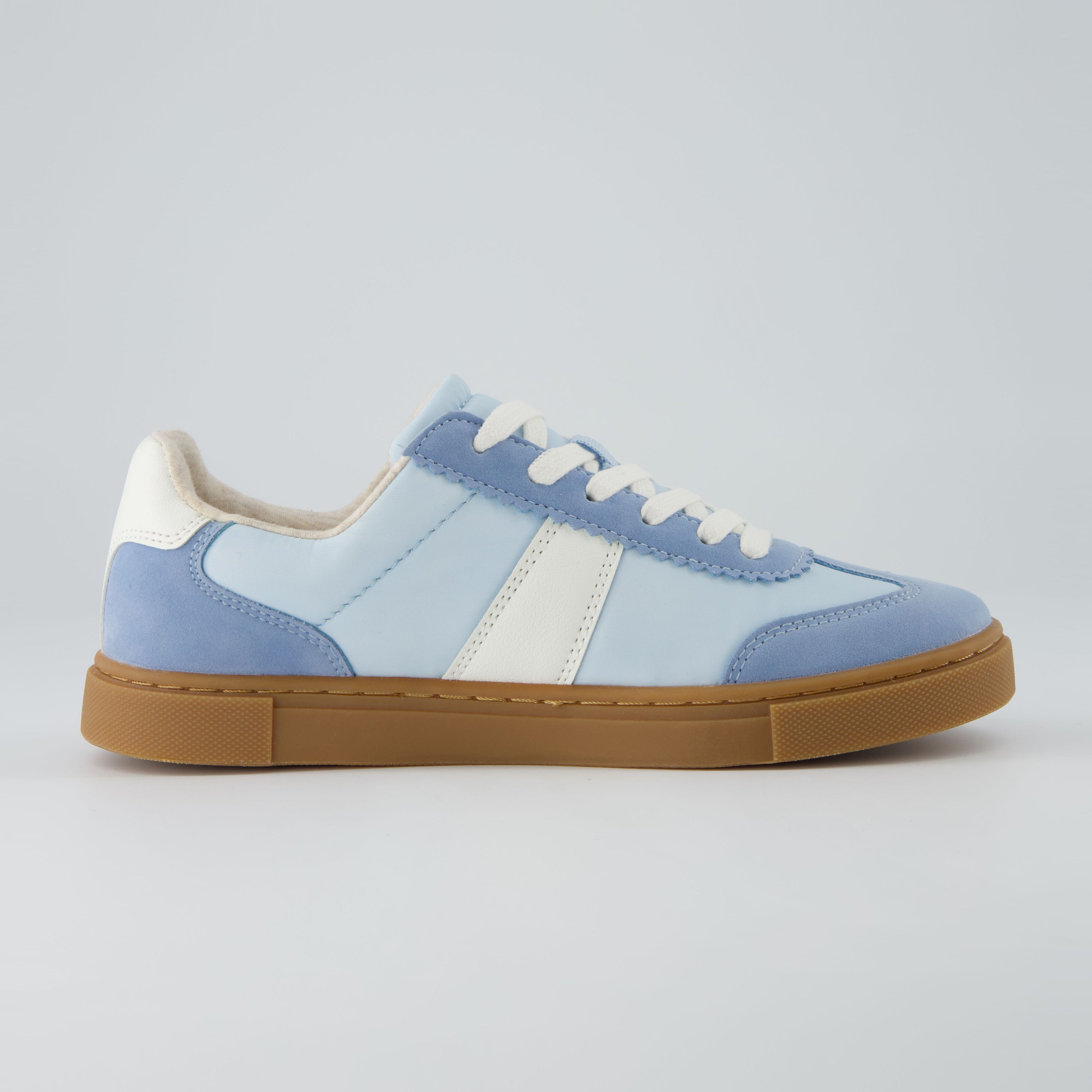 Balance Lace Up Sneaker Blue