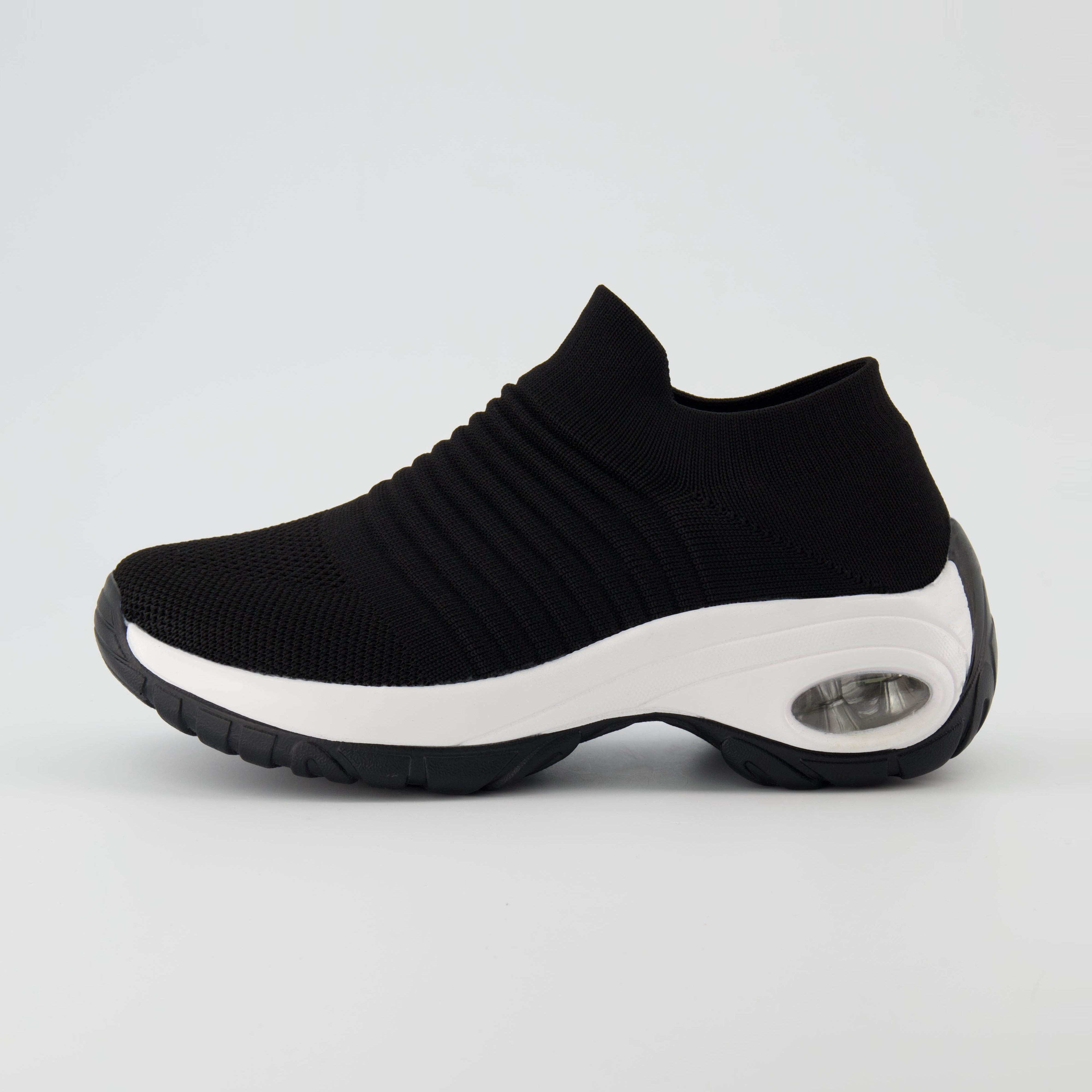 Breeze Knit Trainer Black White