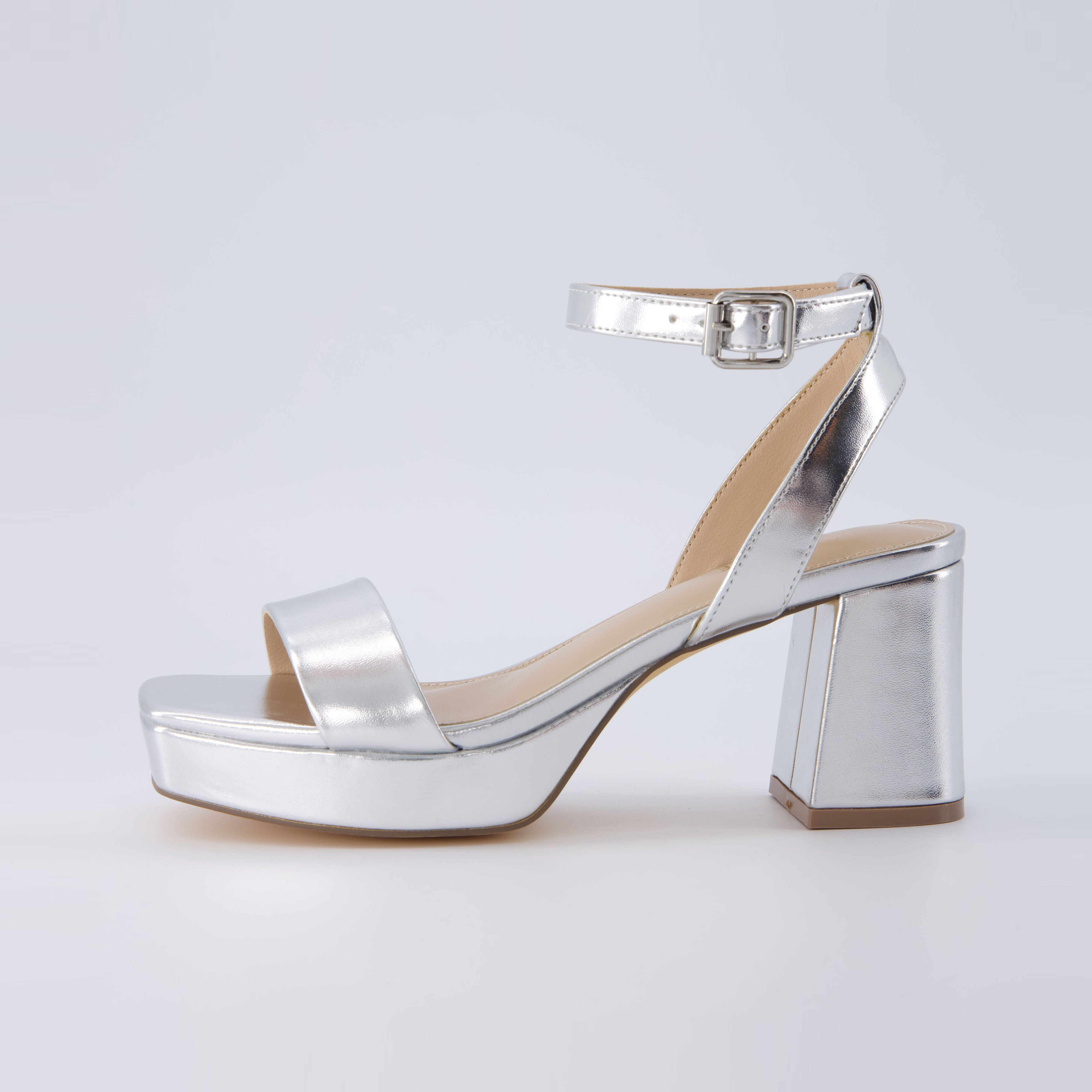 Buy Slip-On Chunky Heels with Transparent Strap Online at Best Prices in  India - JioMart.