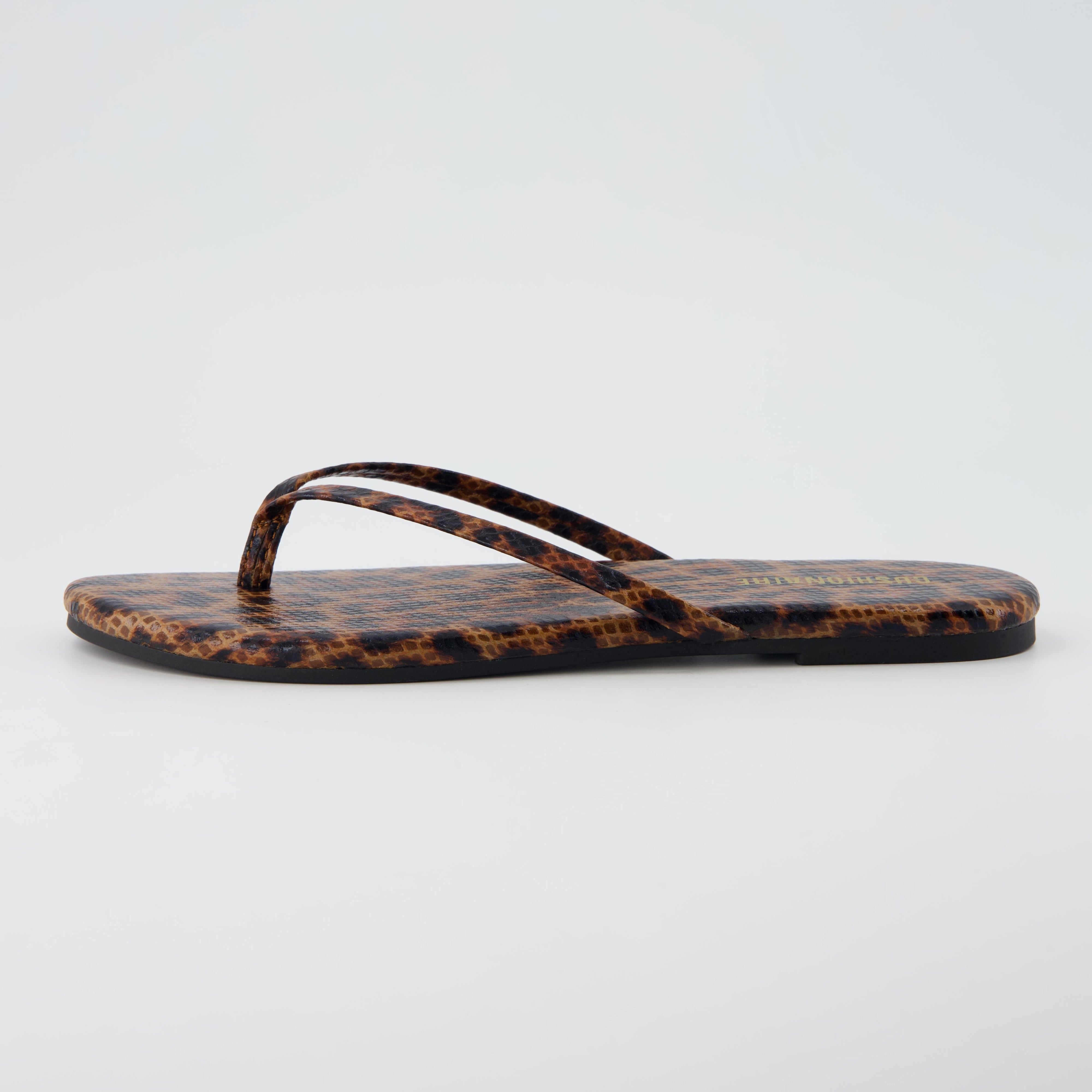 Cruise Minimalist Flip Flops Leopard