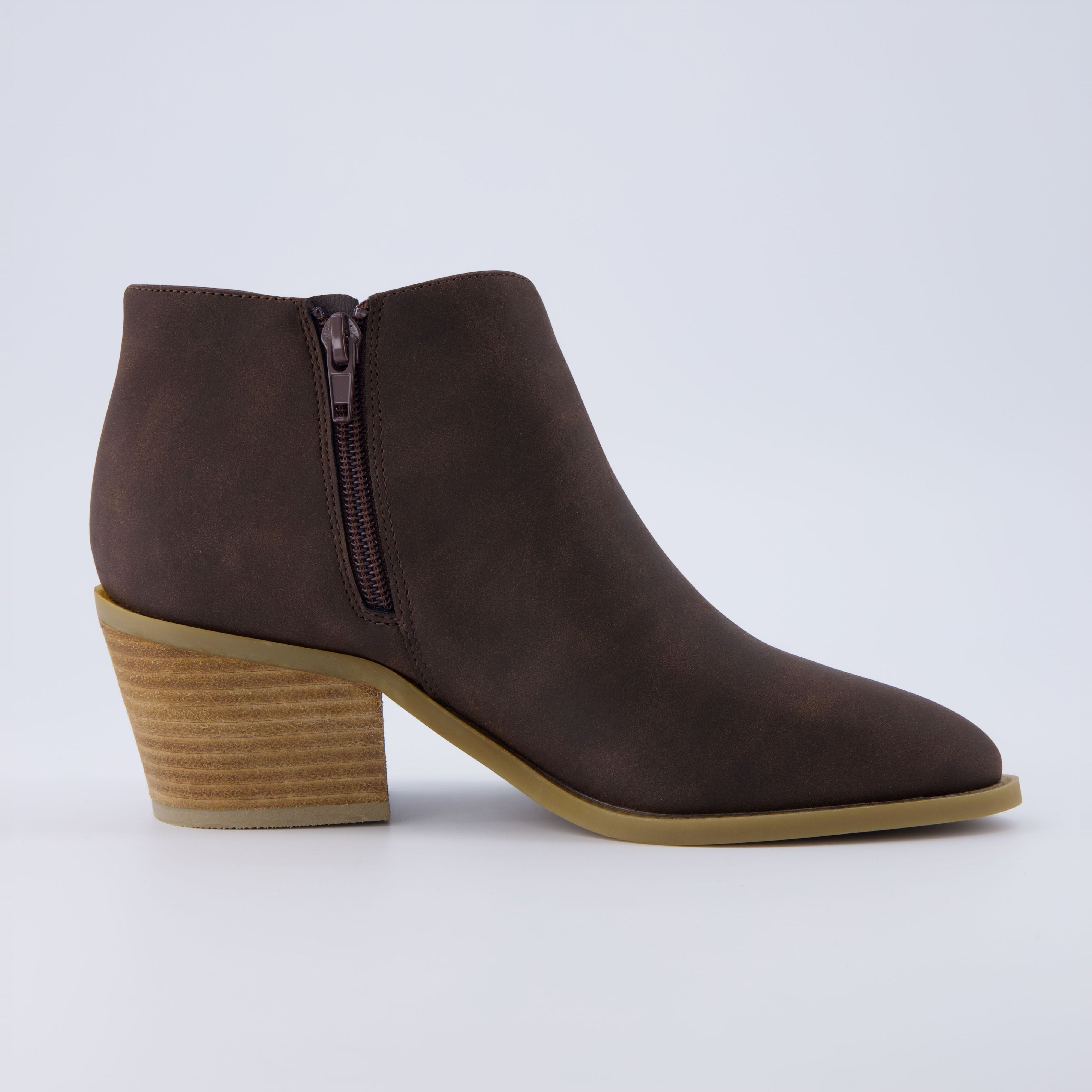 Cut out ankle boots online