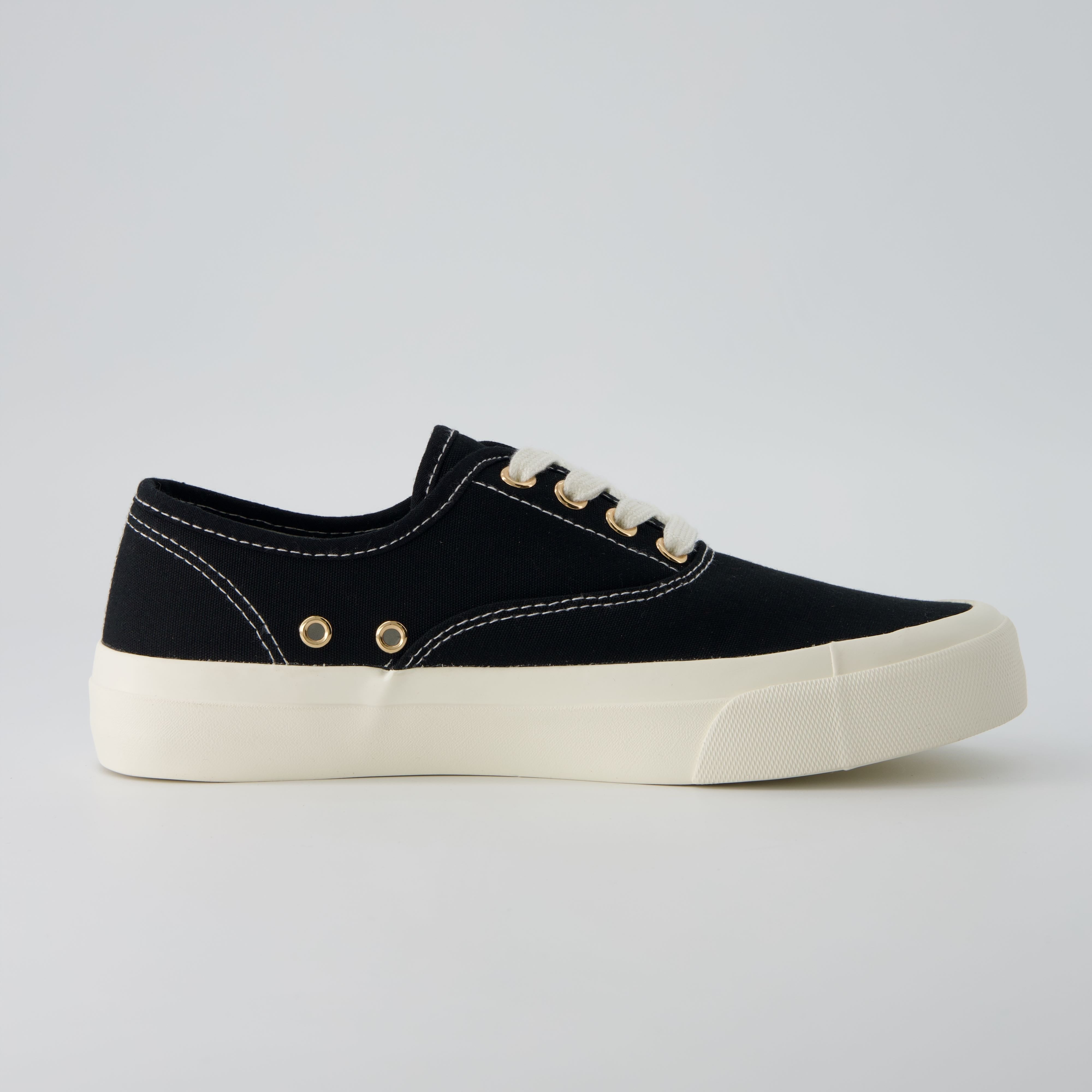 Freshman Canvas Lace-Up Sneaker Black