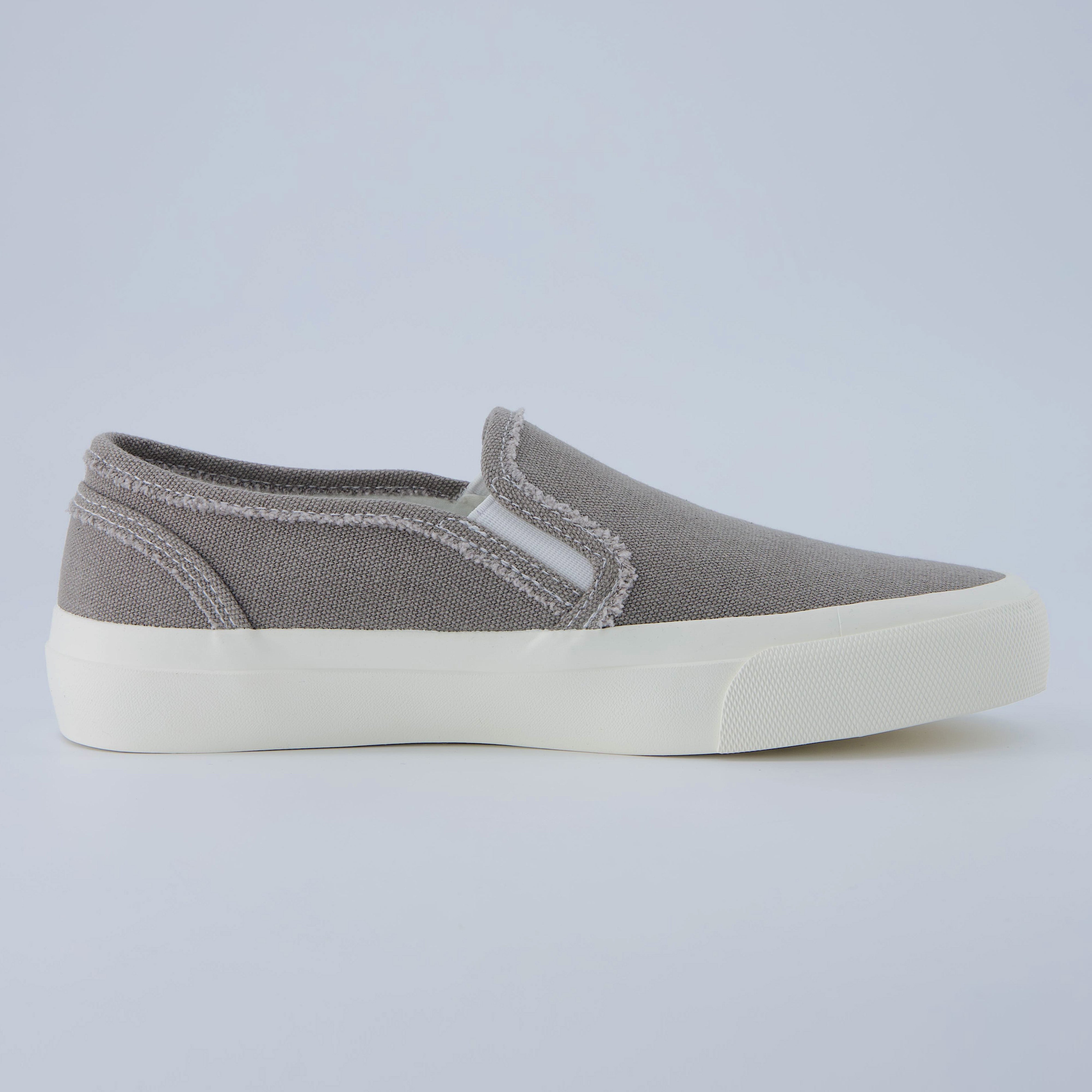 Fulton Women’s Slip-On Sneaker Grey