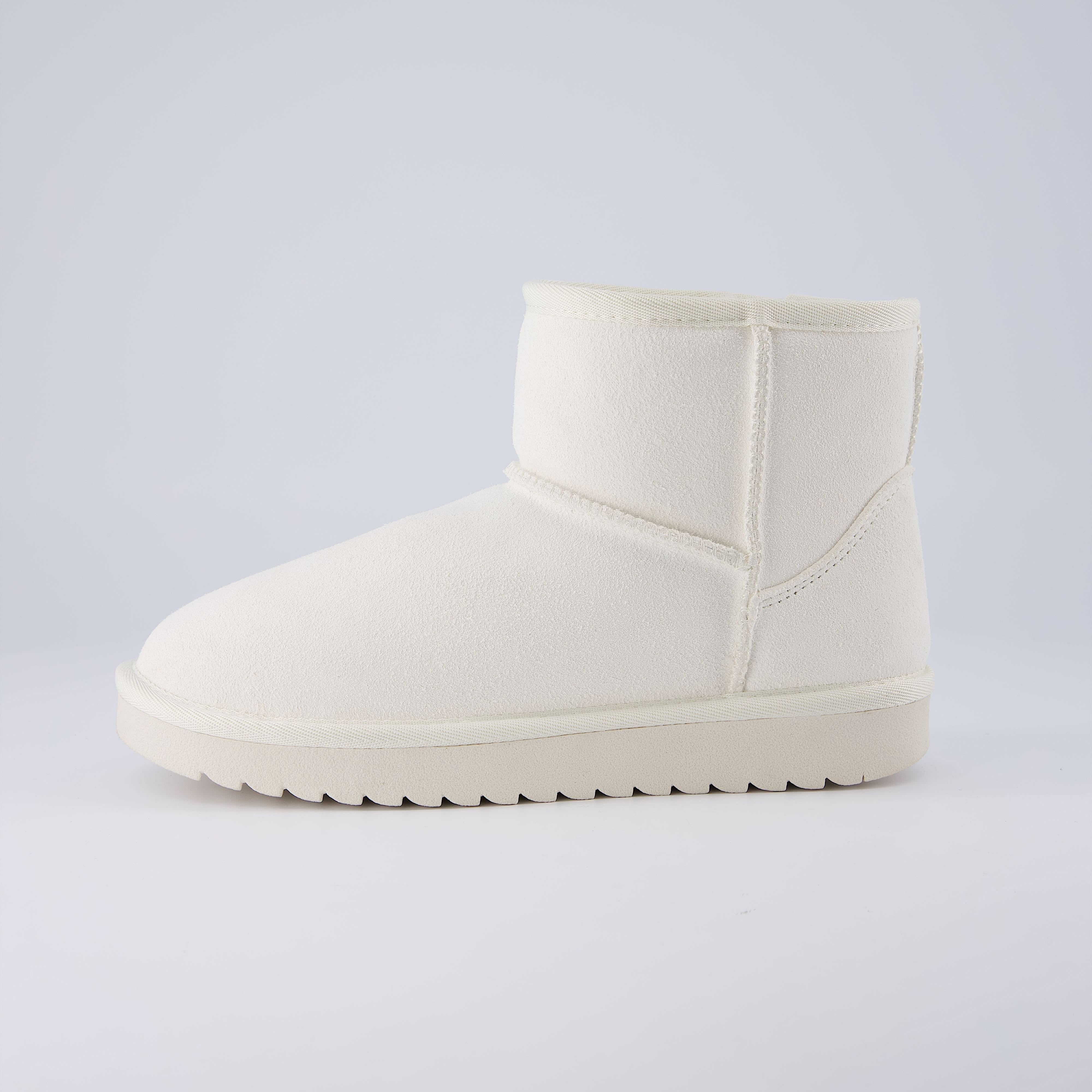 Hipster Cozy Ankle Boot Off White