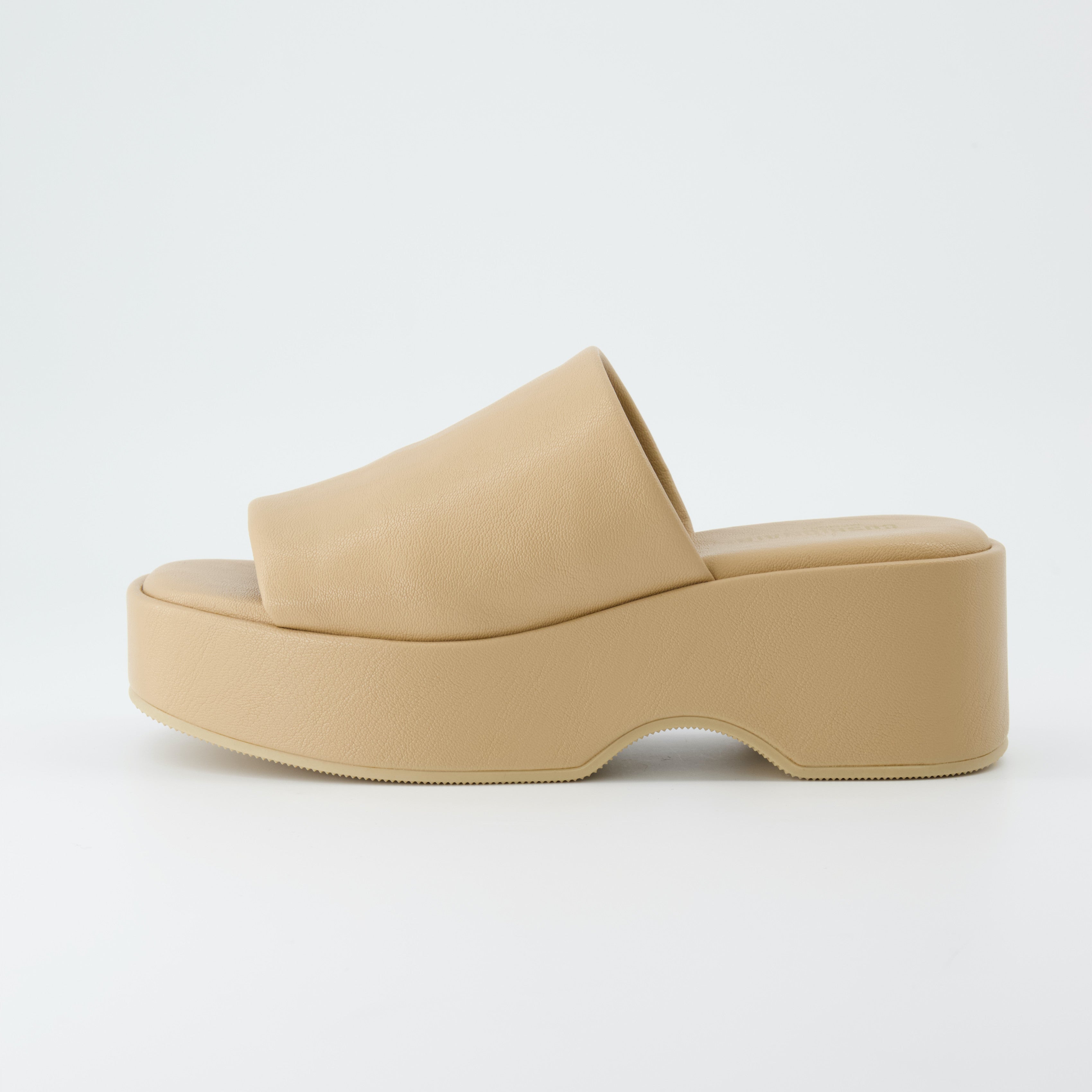 One shops inch platform sandals