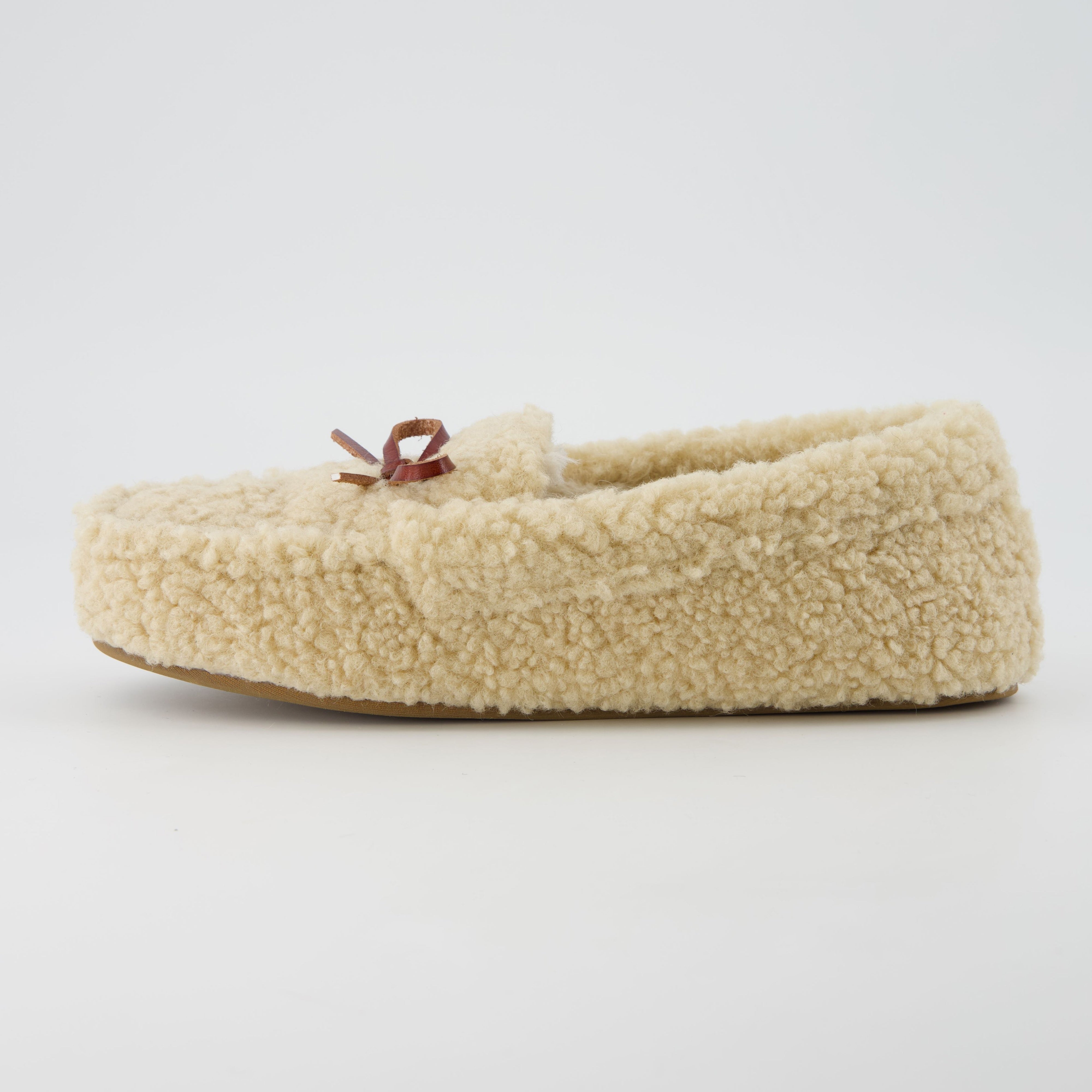 Star Sherpa Moccasin Slippers Beige