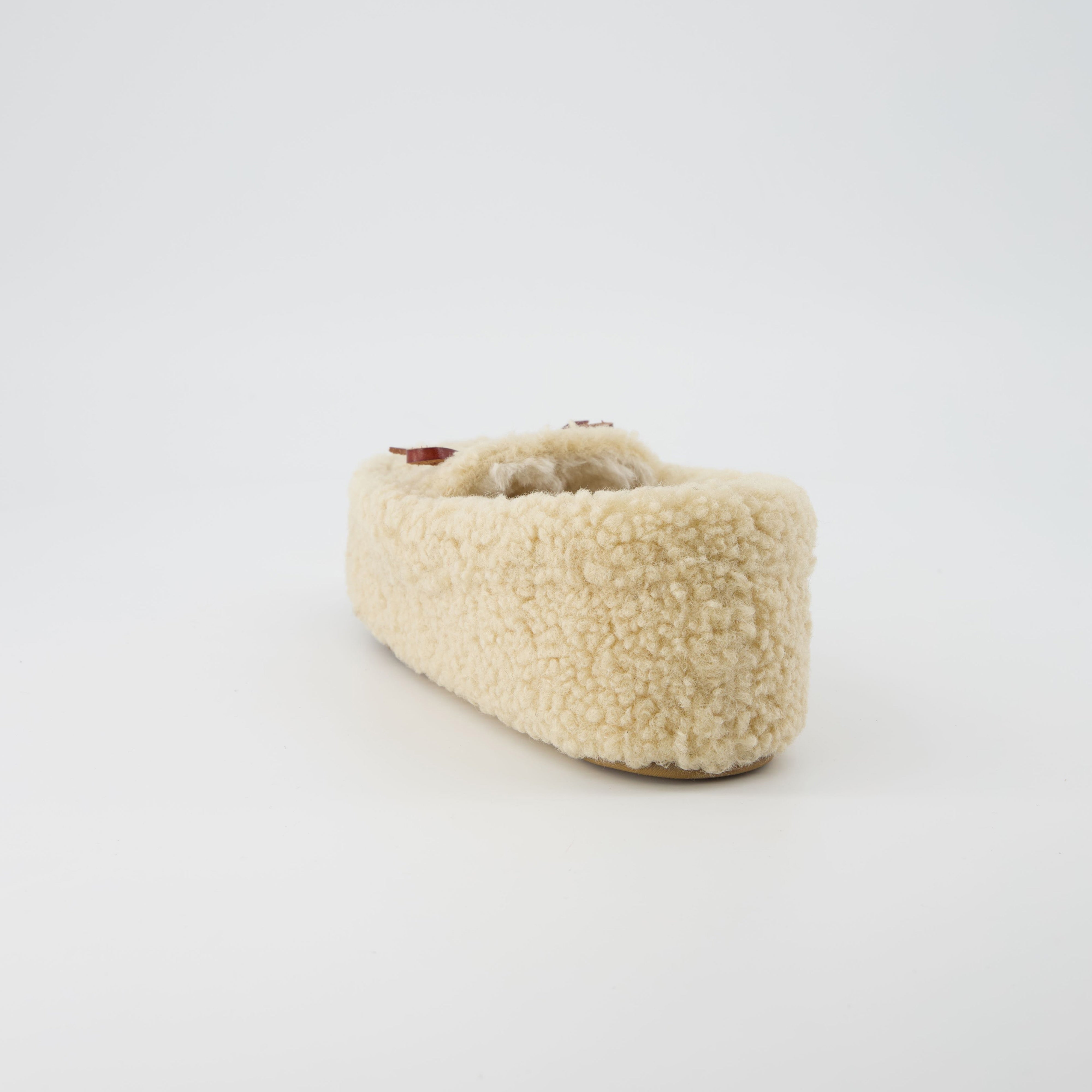 Star Sherpa Moccasin Slippers Beige