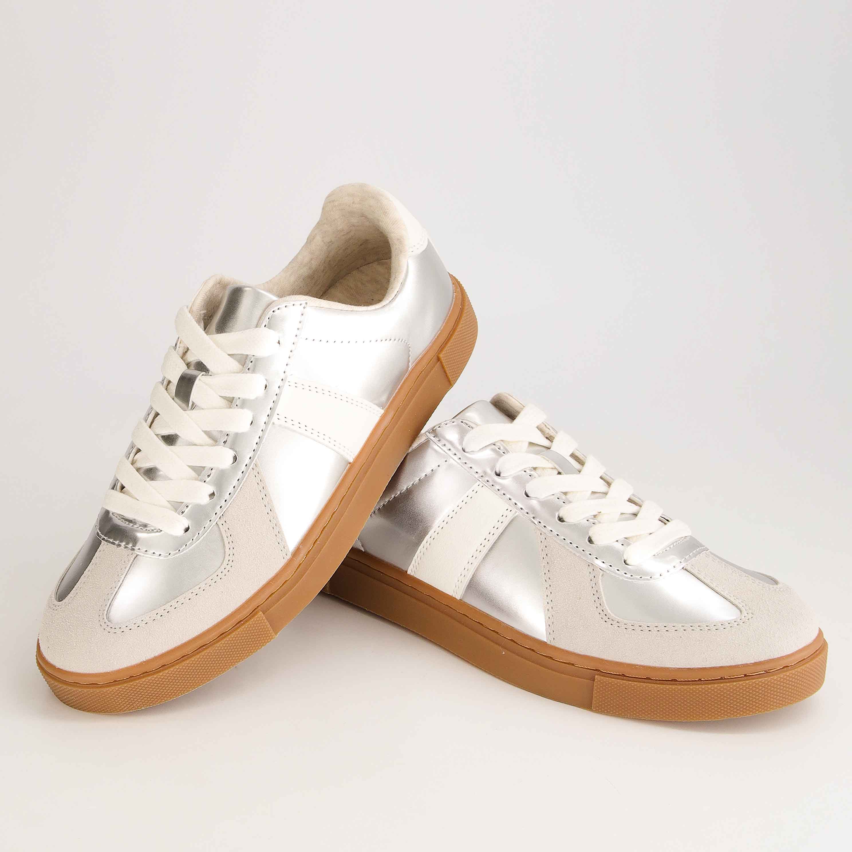 Bailey Lace Up Sneaker